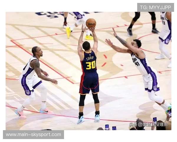库里三分连续落座,勇士气势彻底爆开 库里三分连续落座,勇士气势彻底爆开